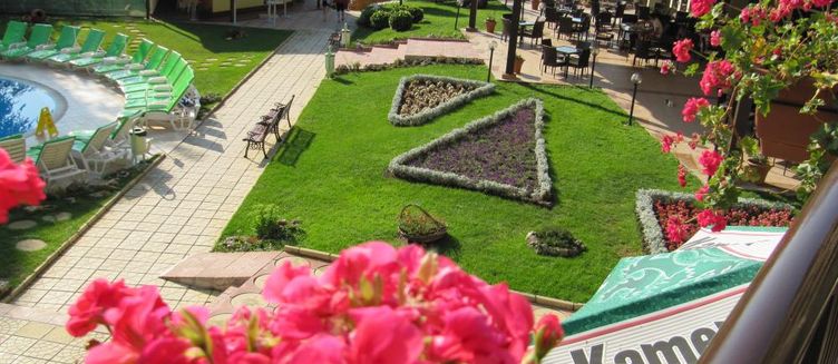 Фото отеля Madara Park