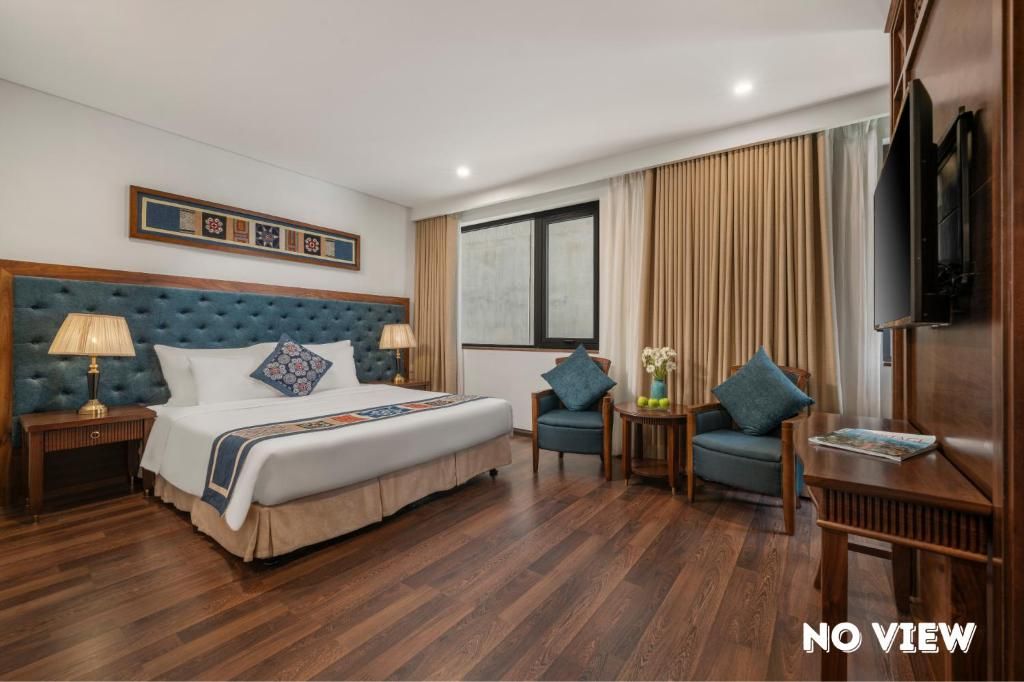Balcona Hotel Danang фото 36