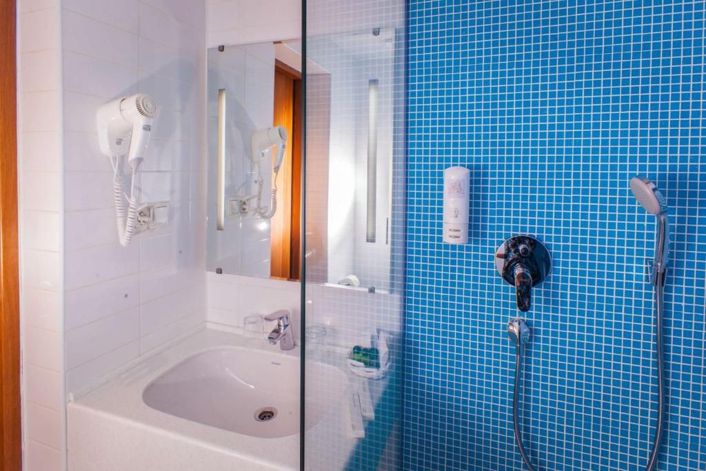 Best Western Plus Centre Hotel фото 39
