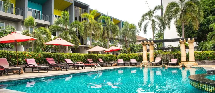 Lantana Pattaya Hotel & Resort