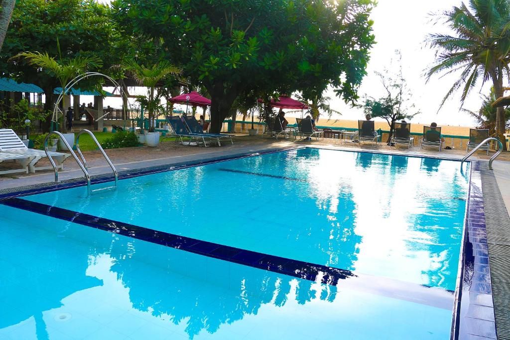 Topaz Beach Hotel фото 16