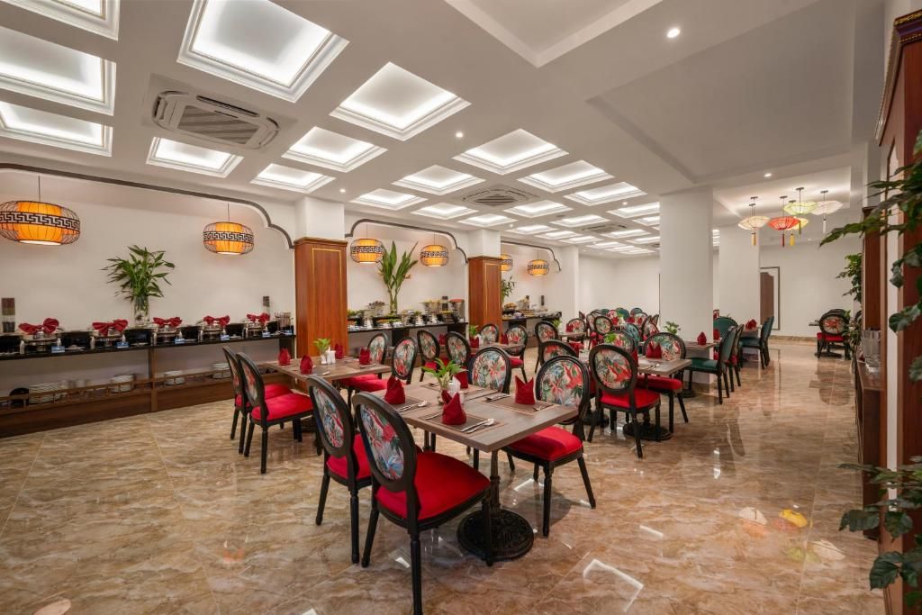 Hoi An Babylon Riverside Hotel & Spa фото 60