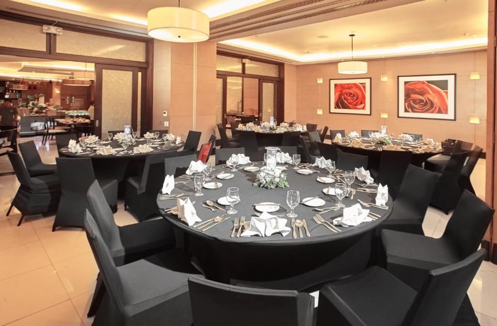 Quest Hotel & Conference Center - Cebu фото 35