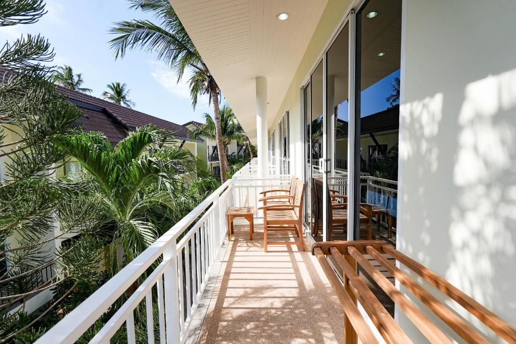 Ark Bar Beach Resort фото 67