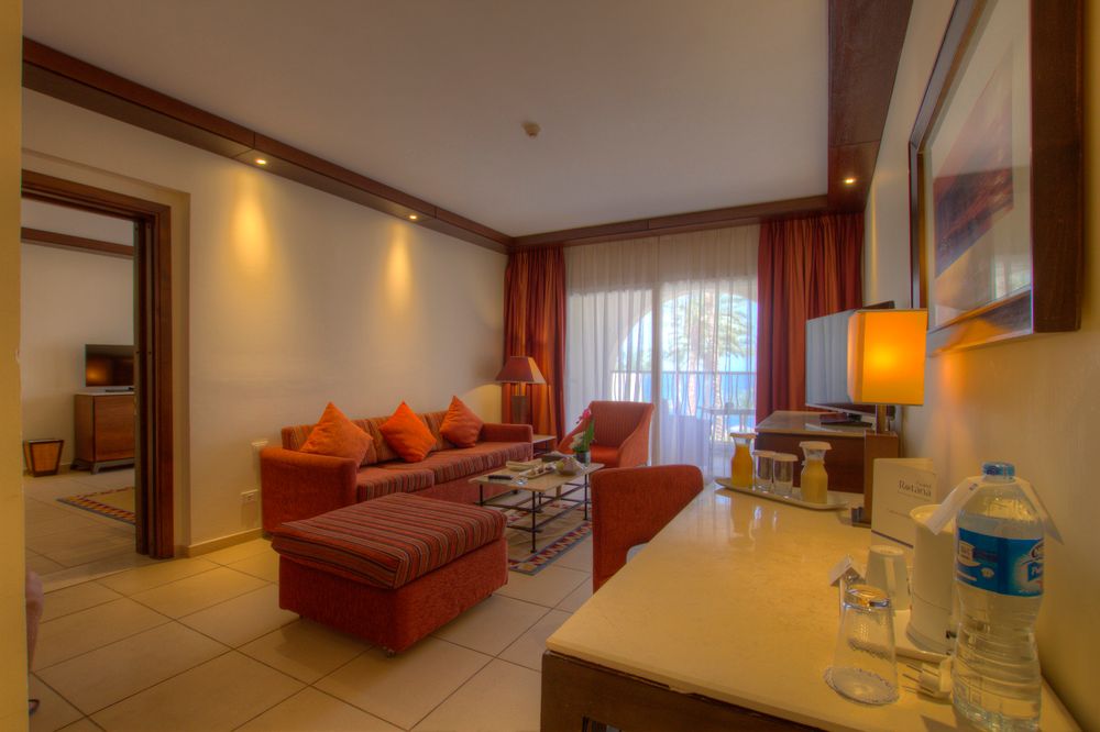 Grand Rotana Resort & Spa фото 127