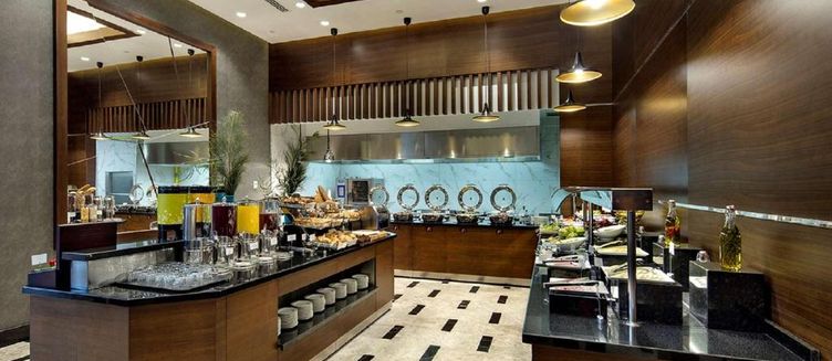 Фото отеля Hilton Garden Inn Izmir Bayrakli