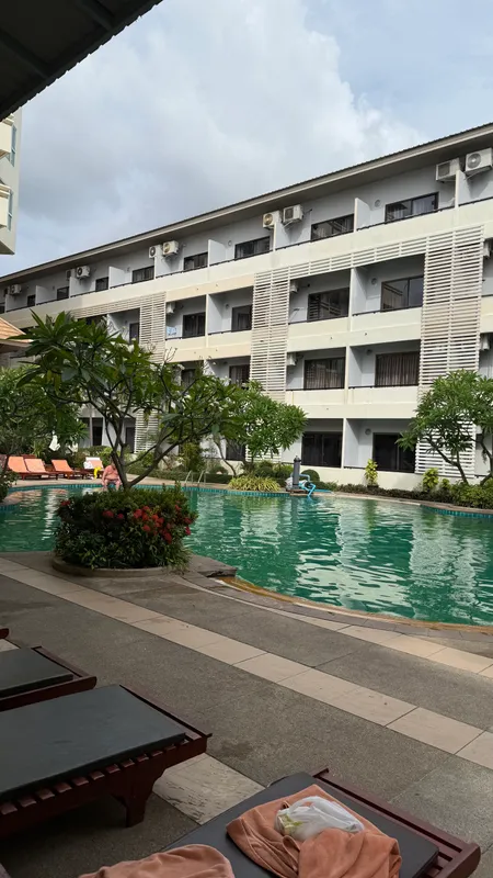 Sea Breeze Jomtien Resort фото 39