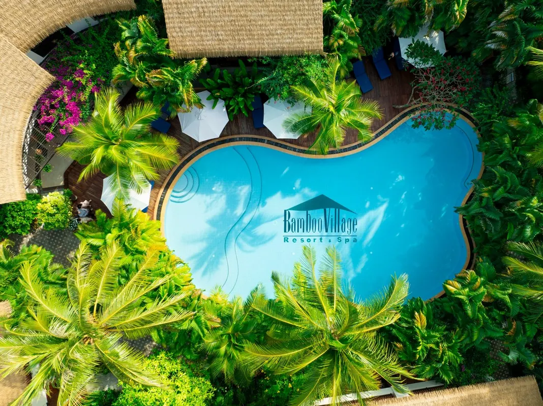 Bamboo Village Beach Resort & Spa фото 9