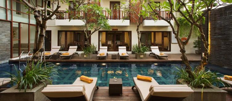Фото отеля d'primahotel Seminyak