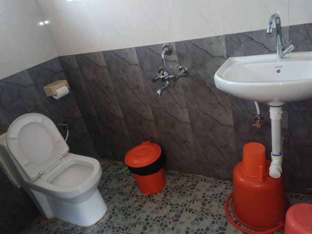 Guest House «Laxmi Holiday Homes Guesthouse» фото 11