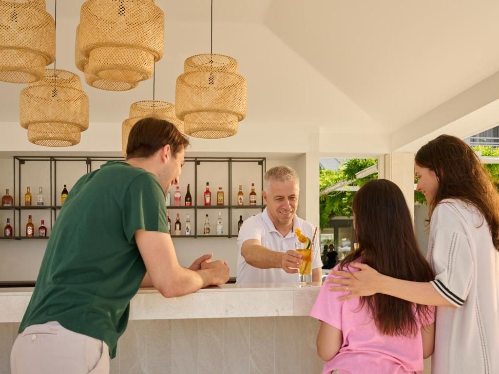 Bluesun Hotel Alga фото 15