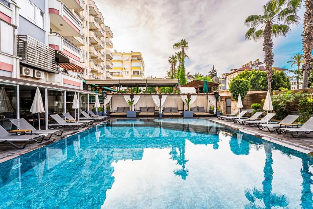 HMA Hotel & Suites фото 36