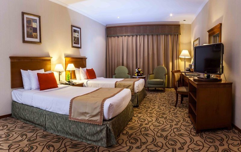 Country Club Hotel Dubai фото 31