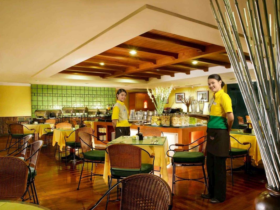 Ibis Jakarta Tamarin Hotel фото 14