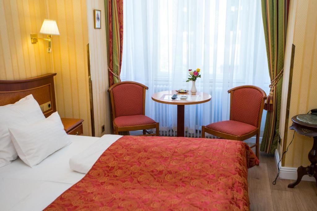 Opera Suites фото 14