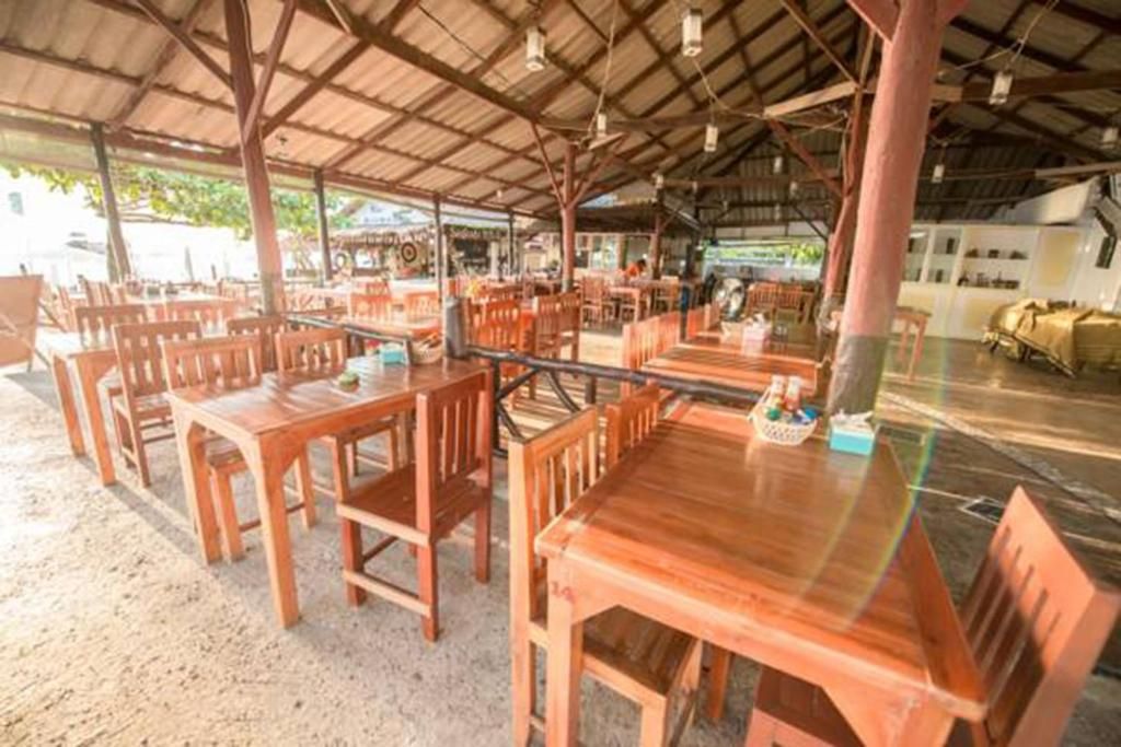 Lanta Palace Resort & Beach Club фото 49