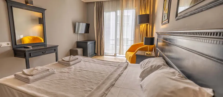 Фото отеля Ladonia Hotels Leo Beach Resort (Adults Only)