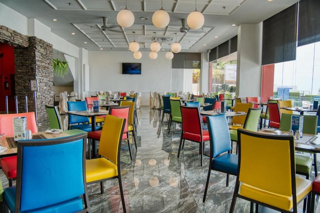 Hotel Sentral Seaview фото 25