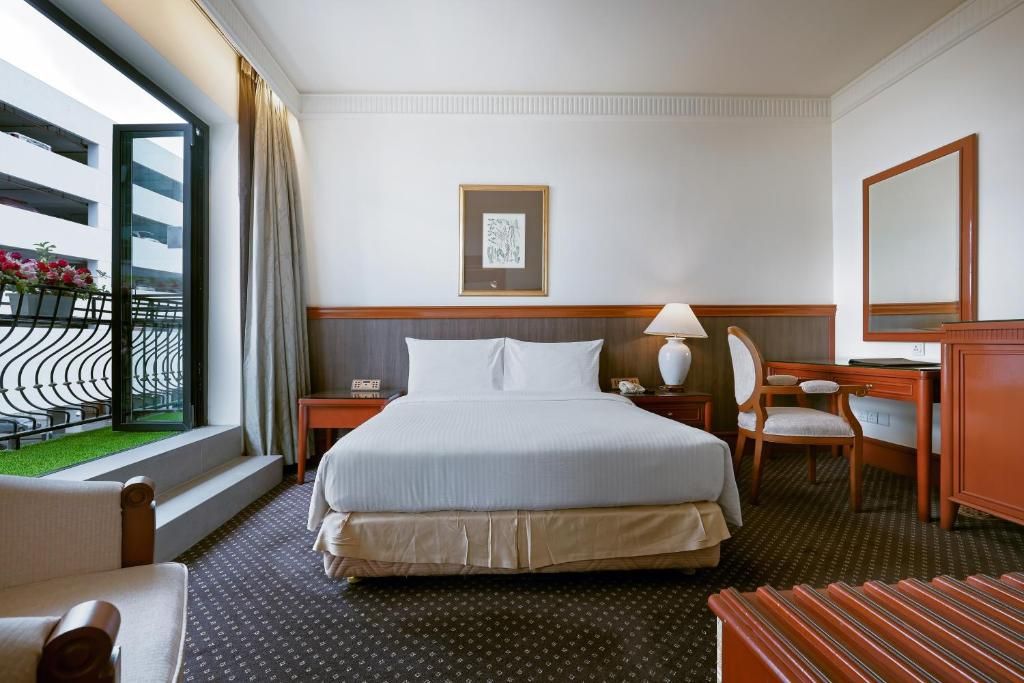The Jesselton Hotel фото 19