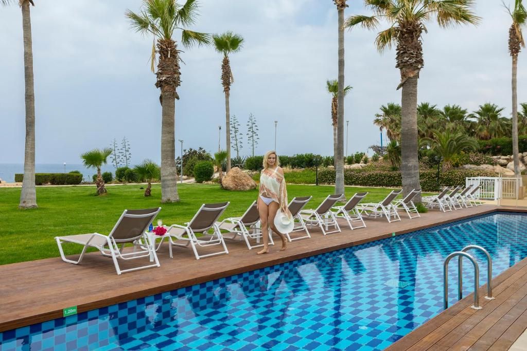 The Leonardo Laura Beach Hotel фото 64