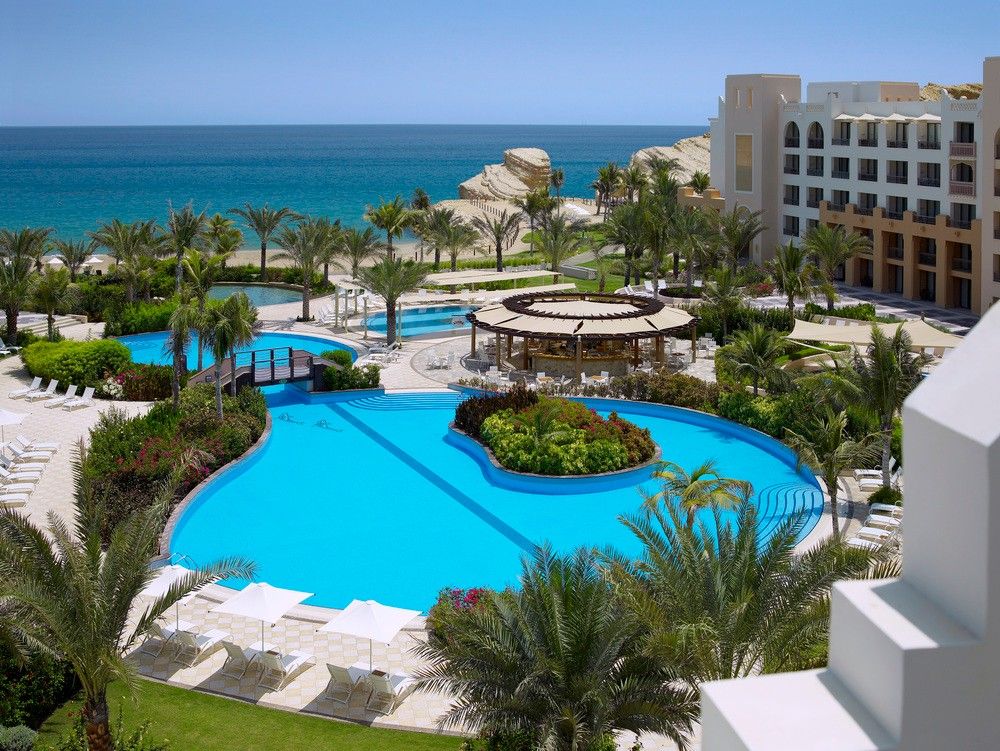 DoubleTree by Hilton Muscat Al Waha фото 5