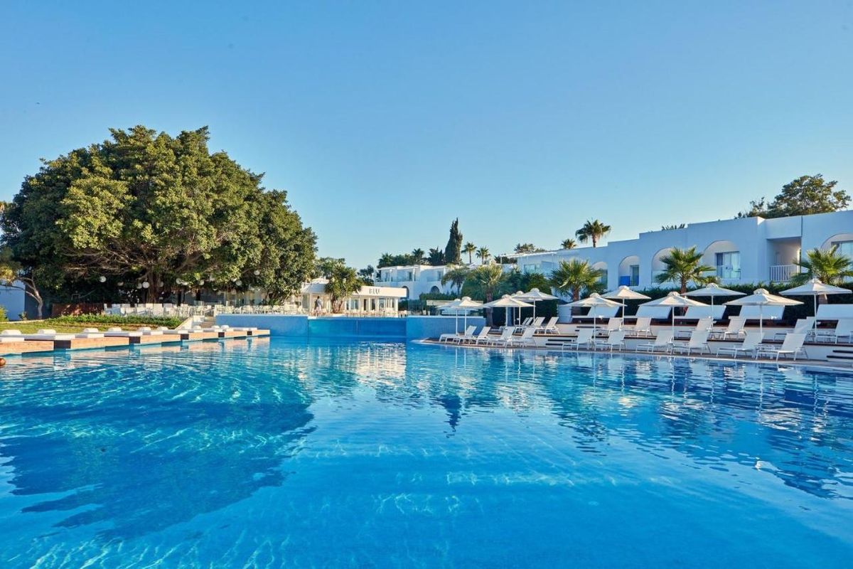 So Nice Club Resort фото 0