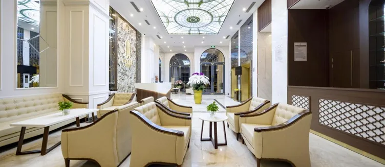 Фото отеля Avari Hotel