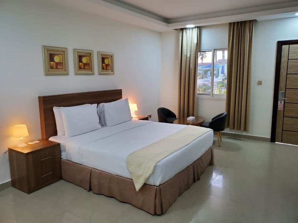 Flamingo Beach Resort фото 3