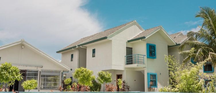 Фото отеля Long Beach Laamu Hotel