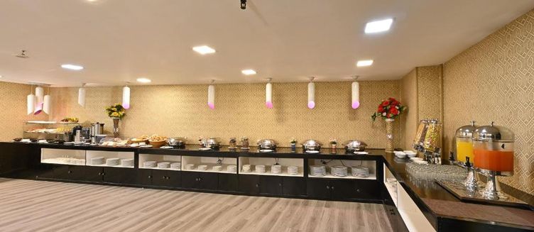 Фото отеля Pavilion Palace Hotel