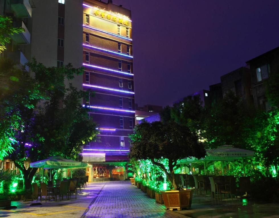 Royal Garden Hotel Guangzhou фото 72