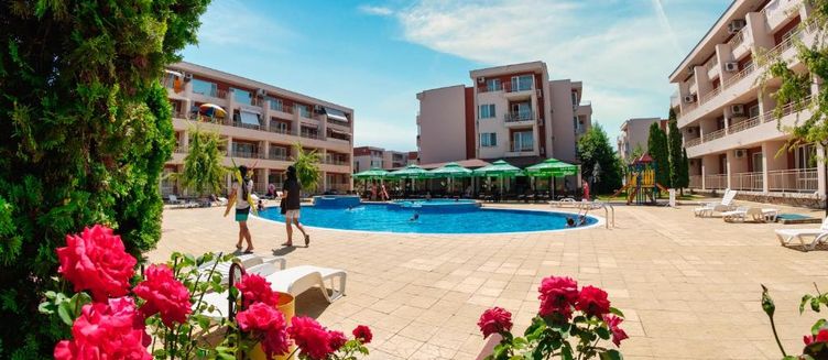 Фото отеля Nessebar Fort Club Apartments