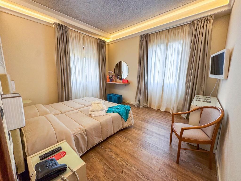Ariston фото 21