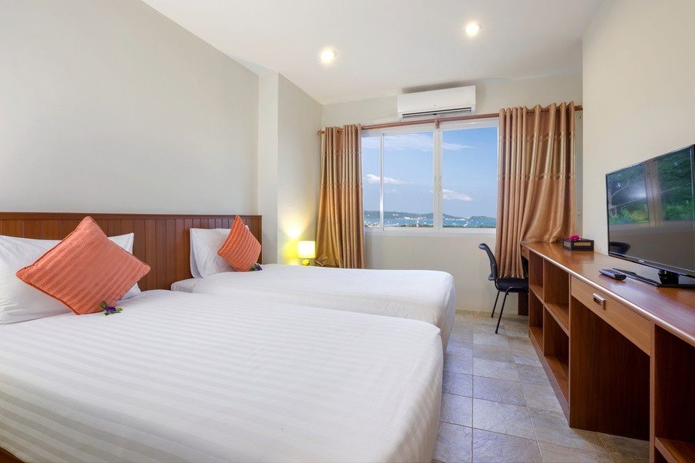 The View Rawada Phuket фото 3