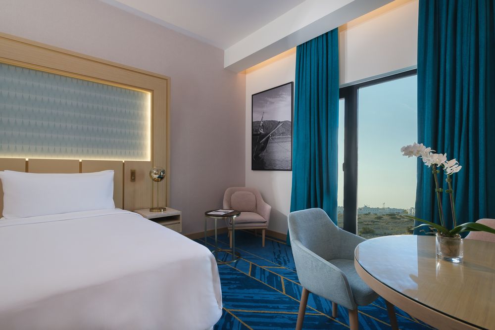 Maani Muscat Hotel & Suites фото 47