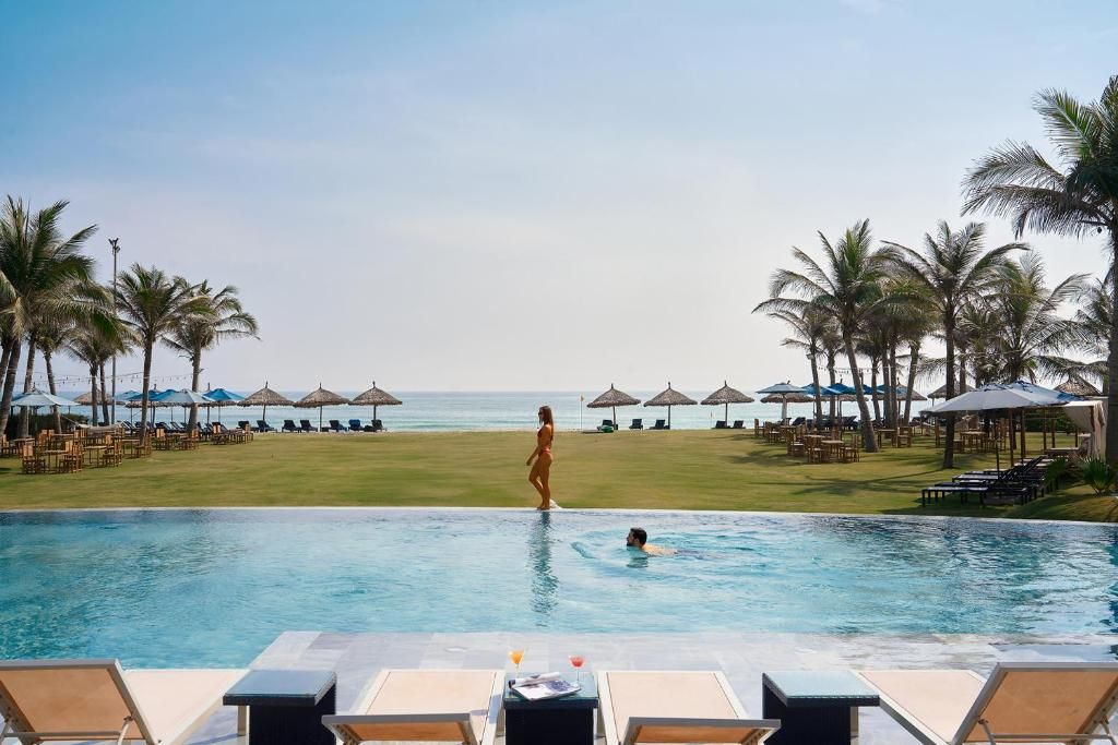 Wyndham Hoi An Royal Beachfront Resort & Villas фото 54