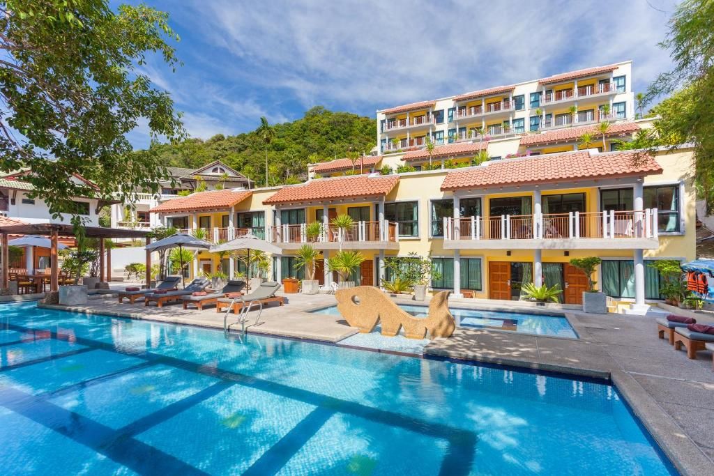 By The Sea Phuket Beach Resort фото 38
