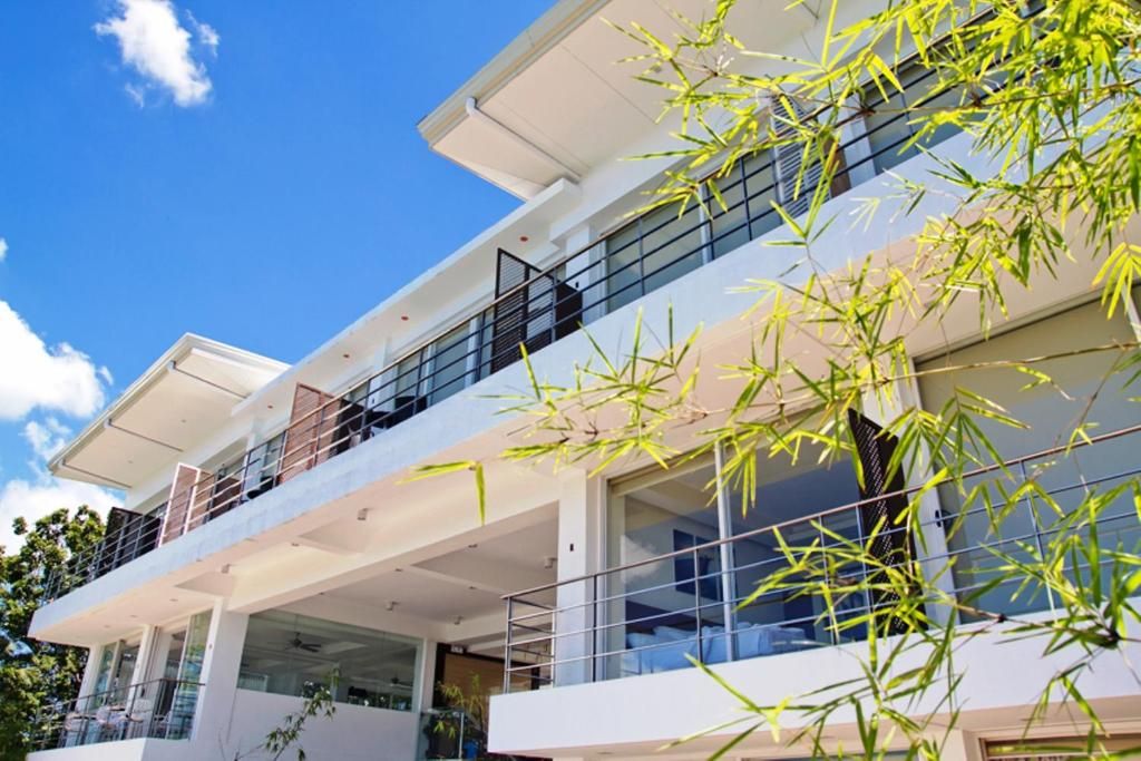 Ocean Suites Bohol Boutique Hotel фото 33