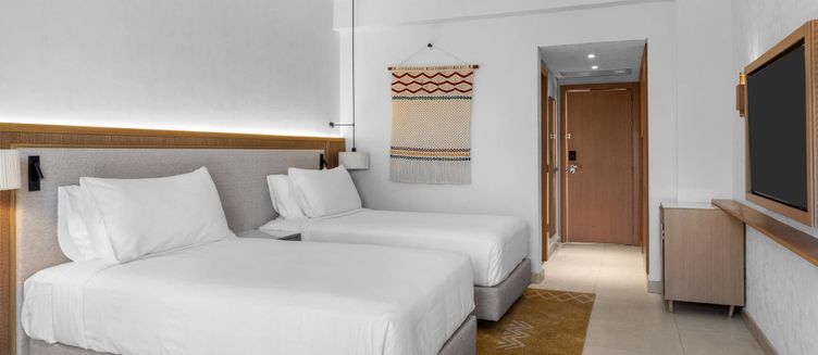 Фото отеля DoubleTree by Hilton Sharks Bay Beach Side