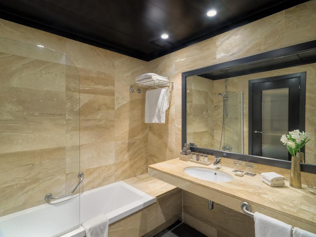 H10 Marina Barcelona фото 32