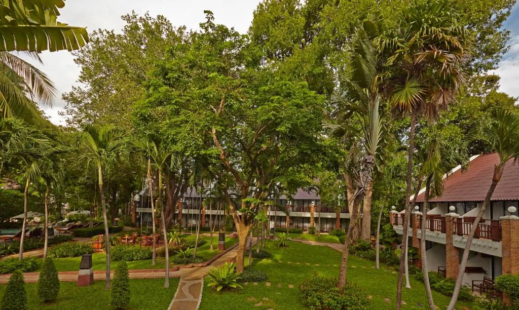 Woodlands Hotel & Resort фото 58