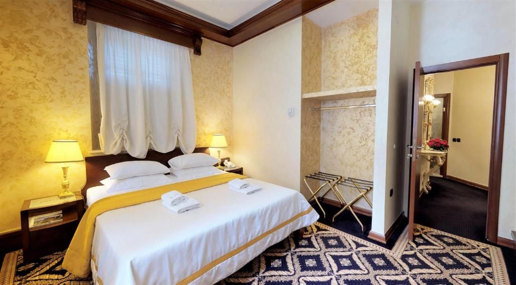 Historic Boutique Hotel Cattaro фото 14