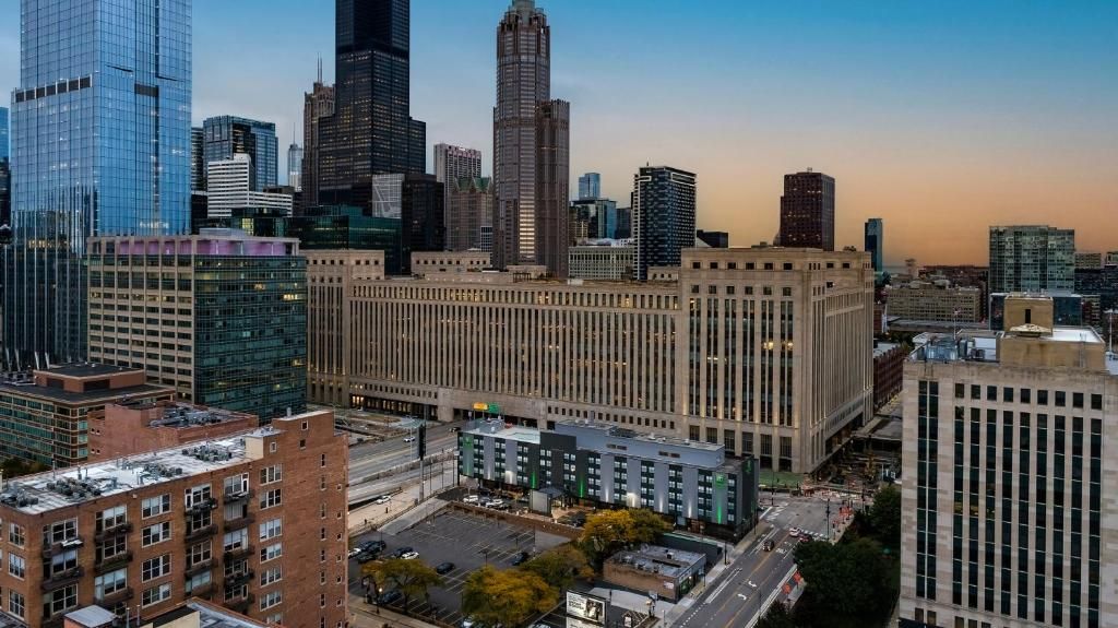 Holiday Inn Hotel & Suites Chicago - Downtown, an IHG Hotel фото 4