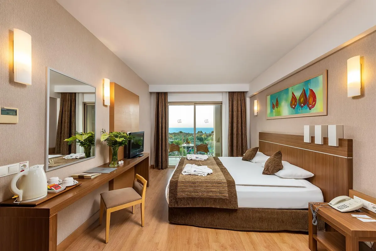 Sunis Kumkoy Beach Resort Hotel & Spa фото 4