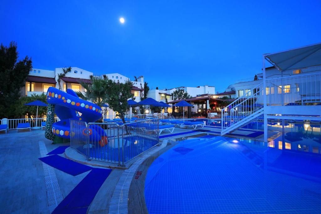 Апарт-отель «Summer Garden Suites & Beach» фото 48