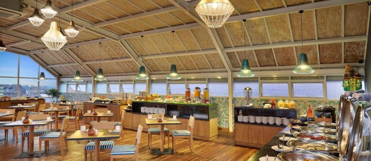 Фото отеля Aston Canggu Beach Resort