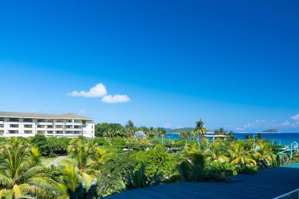 Horizon Resort & Spa фото 94