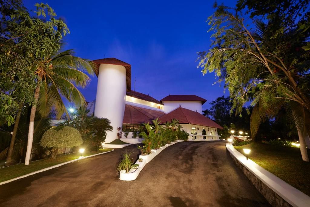 The Taj Gateway Hotel Varkala фото 10