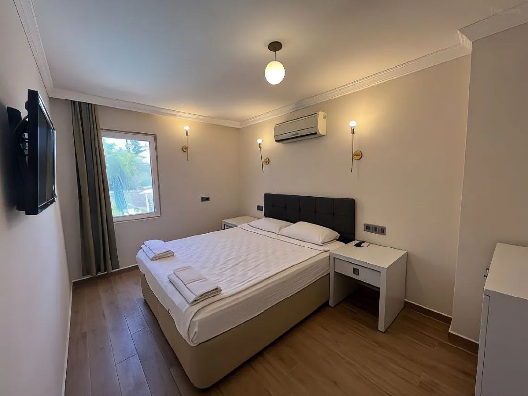 Moonshine Hotel & Suites фото 5
