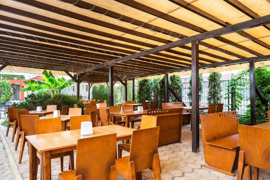 Family Hotel Breza фото 3